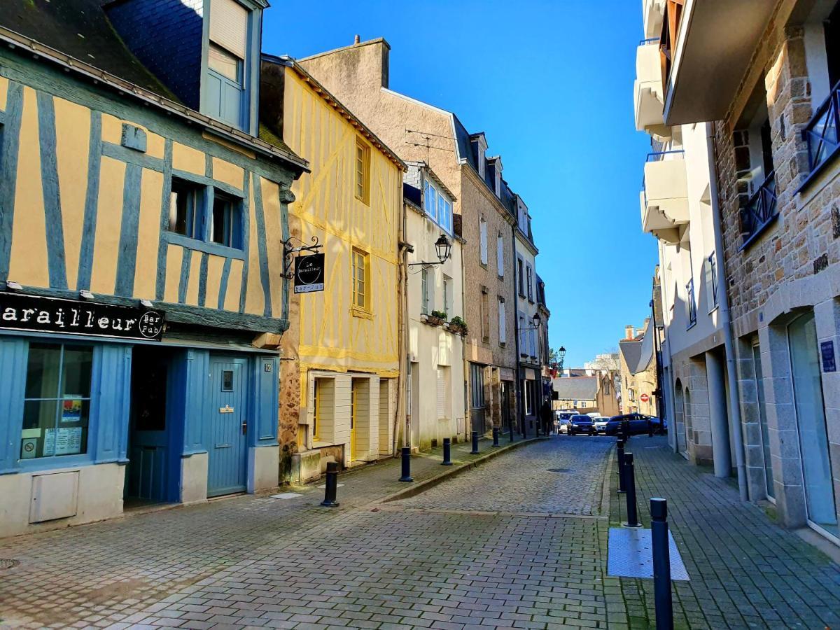 Studio Tout Confort Avec Vue Cathedrale A St Patern Vannes-Centre Apartment Exterior foto