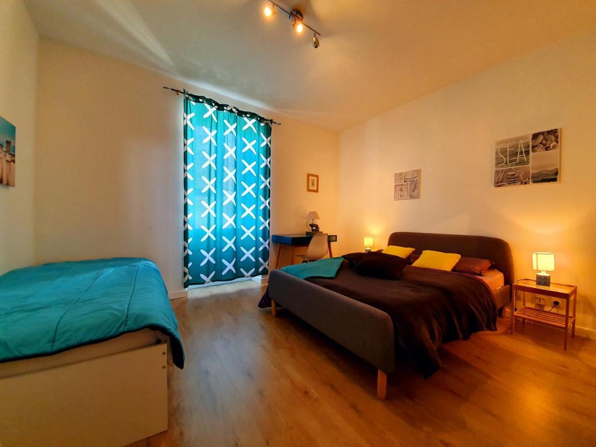 Studio Tout Confort Avec Vue Cathedrale A St Patern Vannes-Centre Apartment Exterior foto