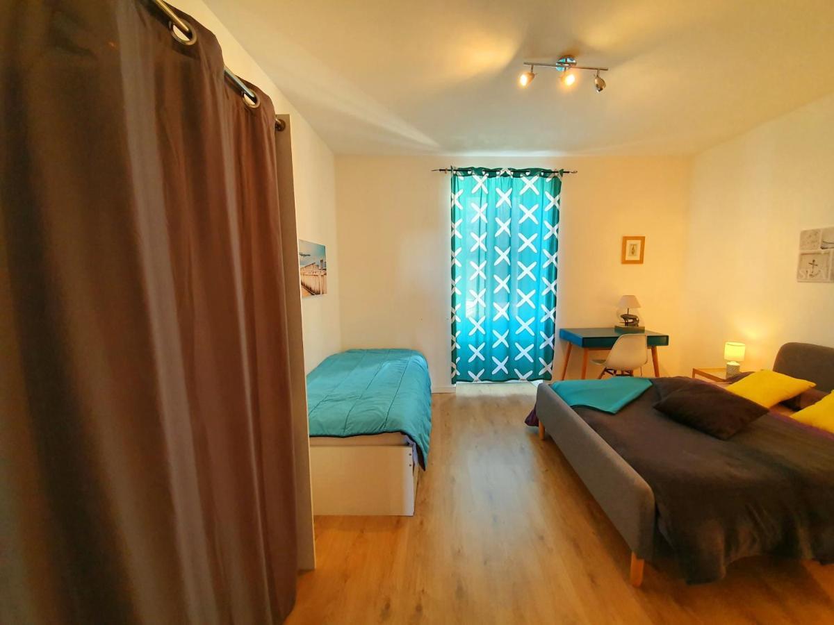 Studio Tout Confort Avec Vue Cathedrale A St Patern Vannes-Centre Apartment Exterior foto