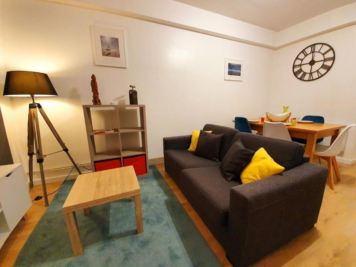 Studio Tout Confort Avec Vue Cathedrale A St Patern Vannes-Centre Apartment Exterior foto