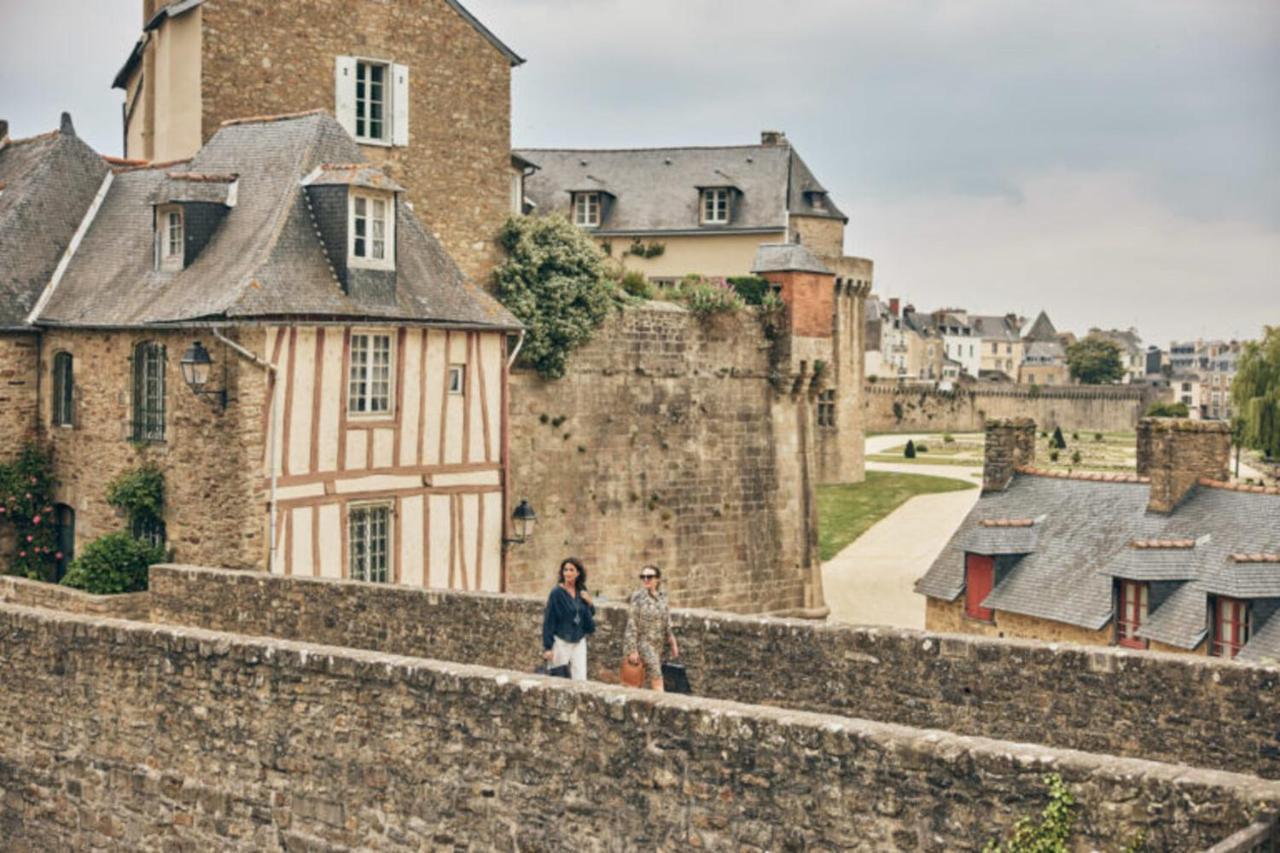 Studio Tout Confort Avec Vue Cathedrale A St Patern Vannes-Centre Apartment Exterior foto