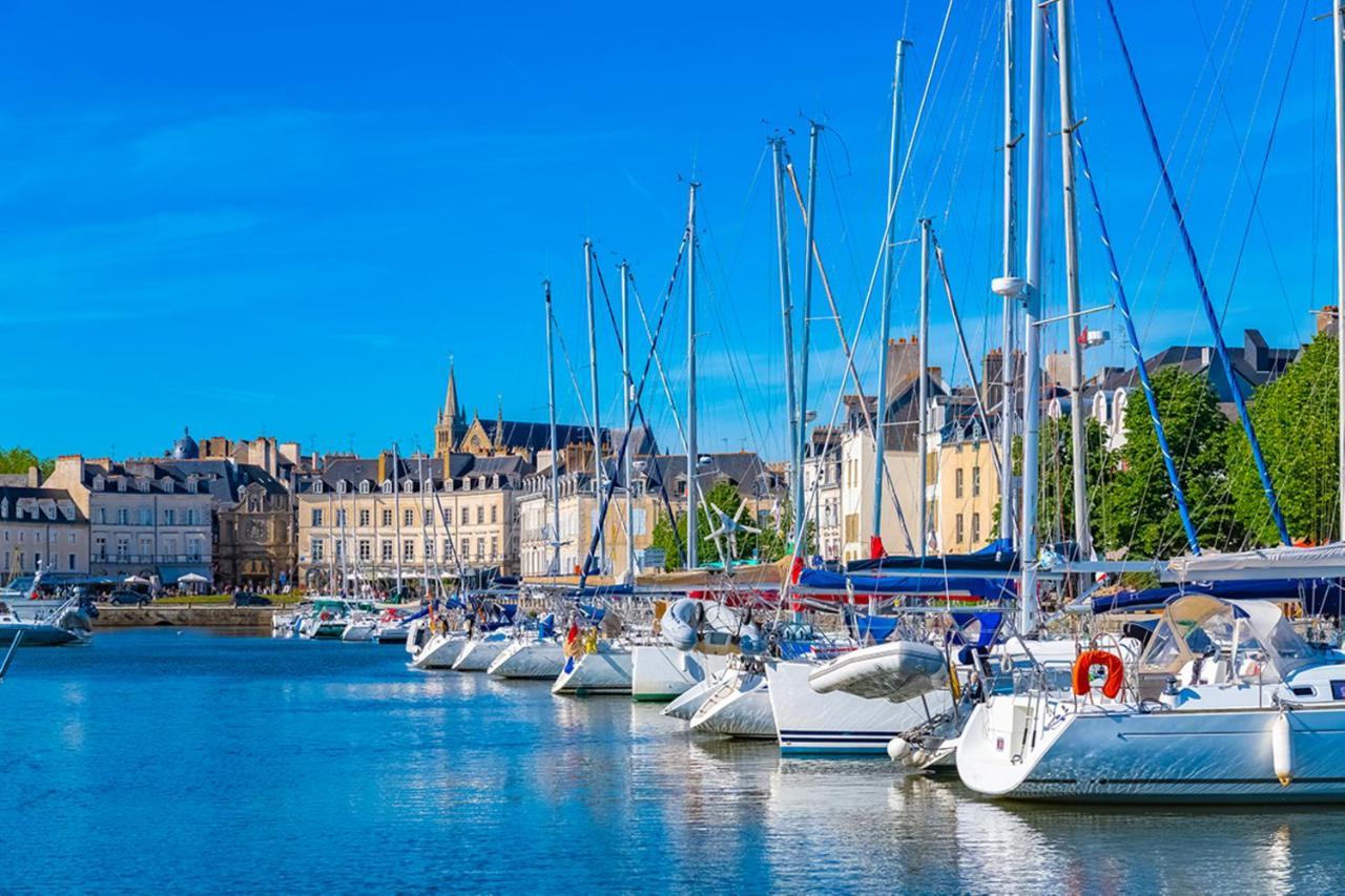 Studio Tout Confort Avec Vue Cathedrale A St Patern Vannes-Centre Apartment Exterior foto